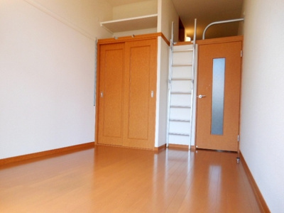 【居間・リビング】 | レオパレスヴィラージュ長洲Ⅱ