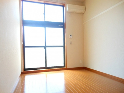 【居間・リビング】 | レオパレスヴィラージュ長洲Ⅱ