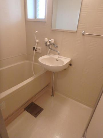 サイドポケットの浴室