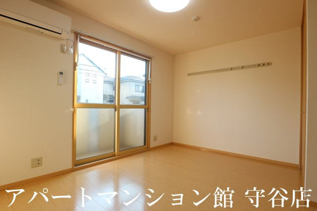 Dearcourtの居間・リビング