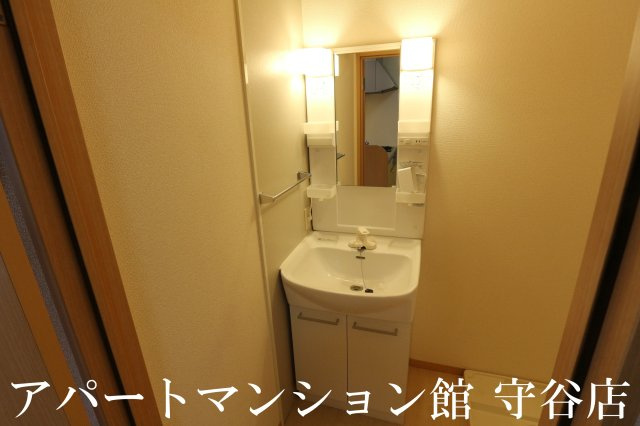 Dearcourtの独立洗面台