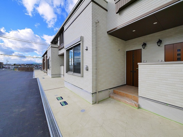 フリーデBのエントランス