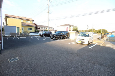 【駐車場】 | フローレンスつくばＢ