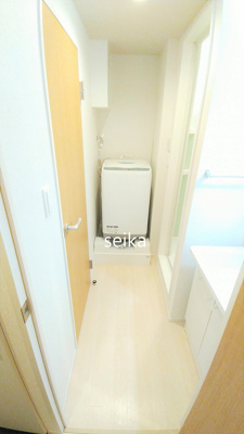 【玄関】 | サーマル | 明るい玄関です