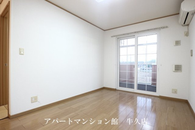 【居間・リビング】 | レジデンスさくら台F