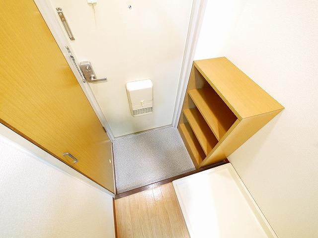 ヴィラあざみの玄関|ゆったりとした玄関です