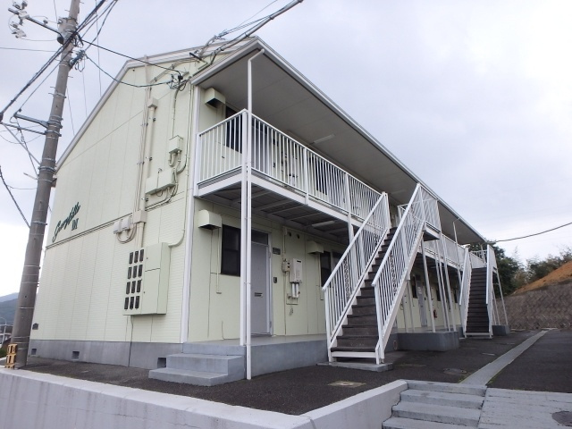 グリーンヒルズの外観|グリーンヒルズ（藤戸町天城　賃貸アパート）外観