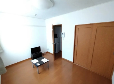 【居間・リビング】 | 羽根木 | 1Fフローリング
2Fカーペット