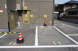【駐車場】