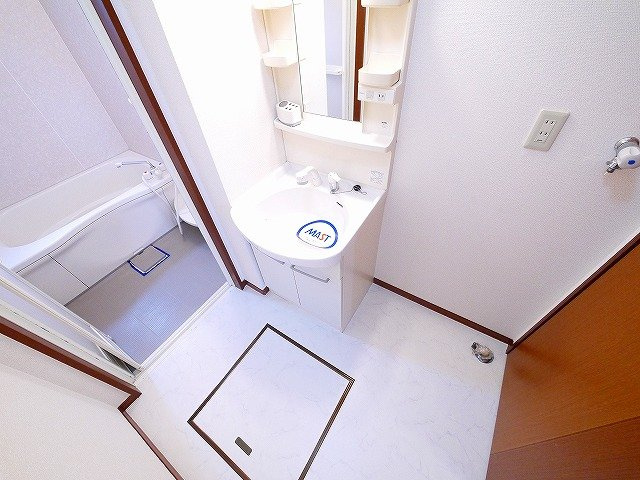 メルベーユ壱分の洗面所|忙しい朝には欠かせない洗面所です