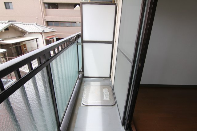 【バルコニー】
