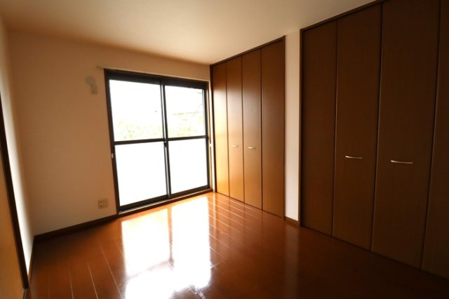 【洋室】 | プリマベーラＢ棟