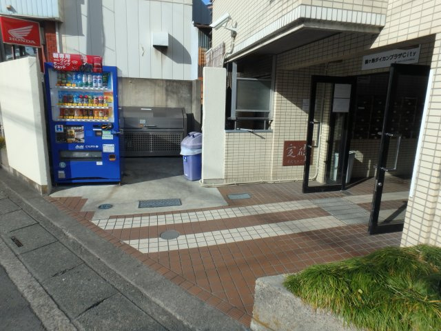 鶴ヶ島ダイカンプラザＣityのエントランス