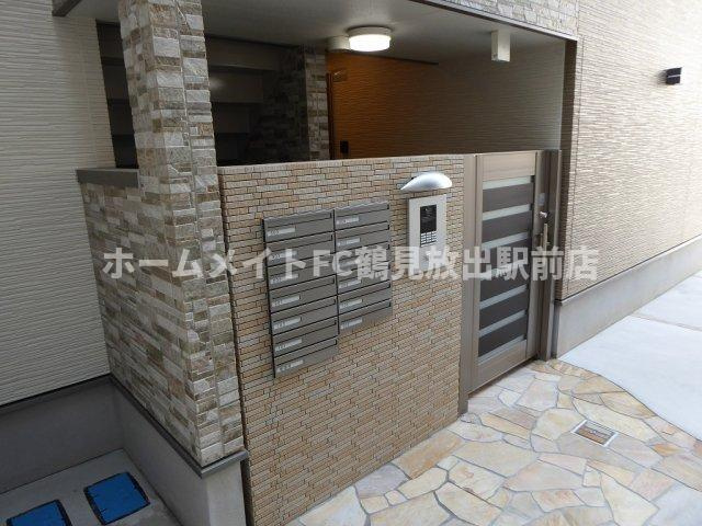 フジパレス城東諏訪Ⅶ番館のエントランス