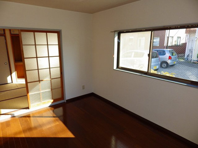 【居間・リビング】 | ピセスプラーザ | ※同物件別室参考写真