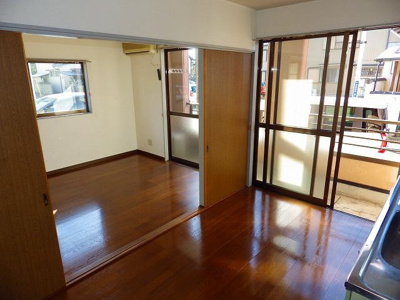 【居間・リビング】 | ピセスプラーザ | ※同物件別室参考写真