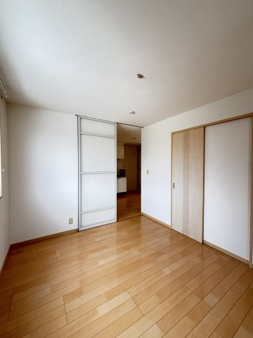 アマービレ夜見の洋室