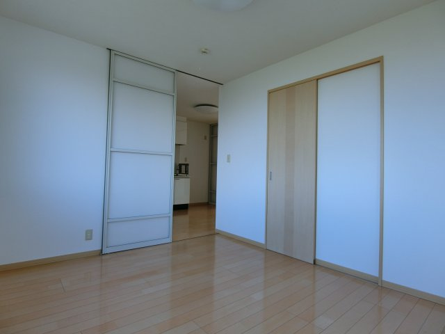 アマービレ夜見の洋室