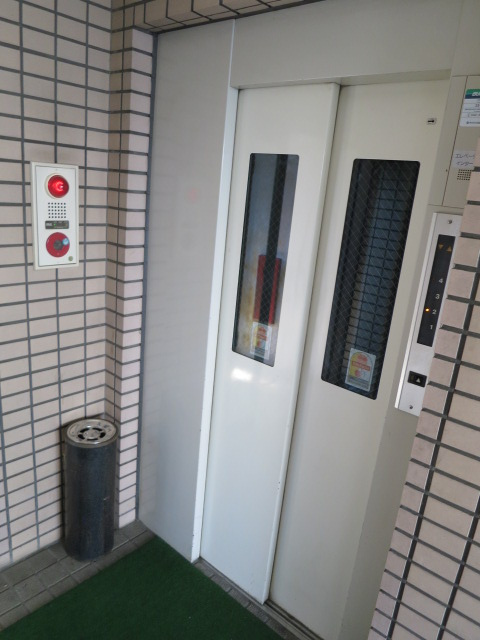 センチュリー久米川のその他共用部分|エレベーター