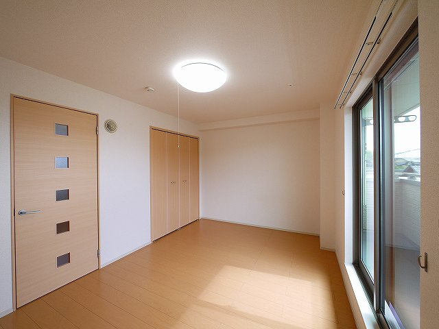 ハーベストⅠの寝室|使い勝手のいい洋室です