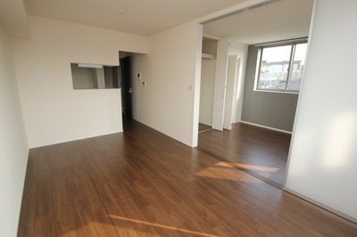 【居間・リビング】 | 羽衣ハイツ | 羽衣ハイツ