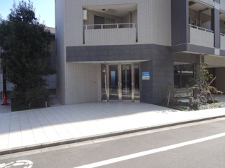 【エントランス】
