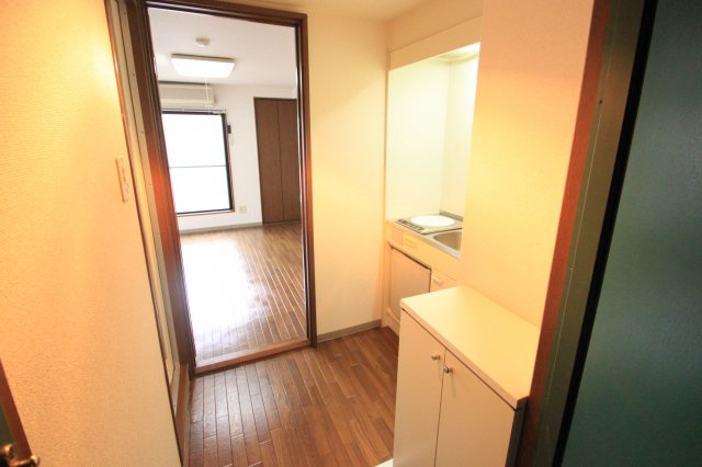 宝持ホワイトハイツ( 近畿大学 一人暮らし )の玄関