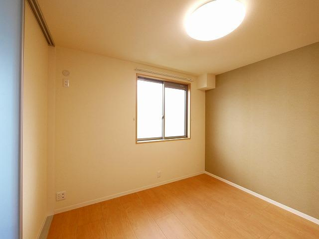 シャーメゾン　エストの寝室|開放的な寝室です