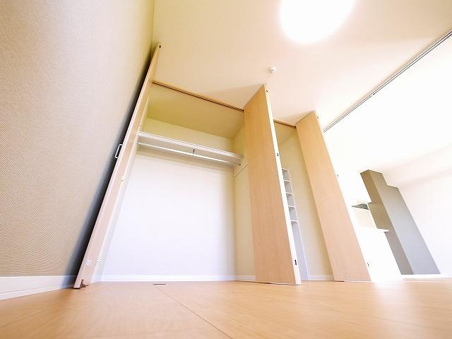 シャーメゾン　エストの収納|容量にゆとりのあるクローゼットで、大きなものも収納できます