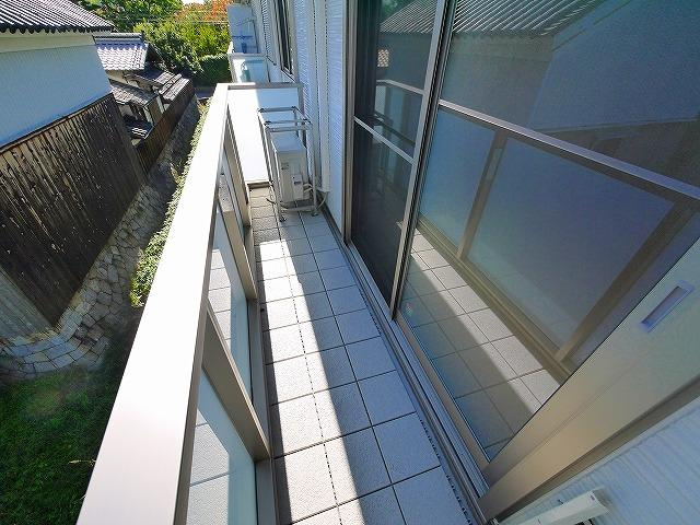 シャーメゾン　エストのバルコニー|お洗濯にも便利な広いバルコニー