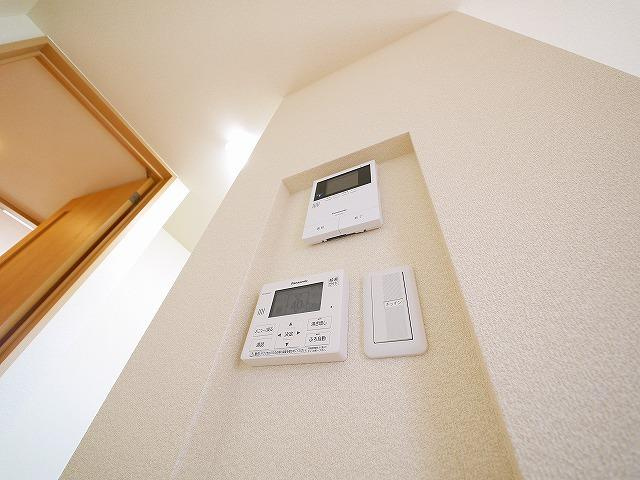 シャーメゾン　エストのセキュリティ|モニター付きインターホンで防犯面も心強いですね