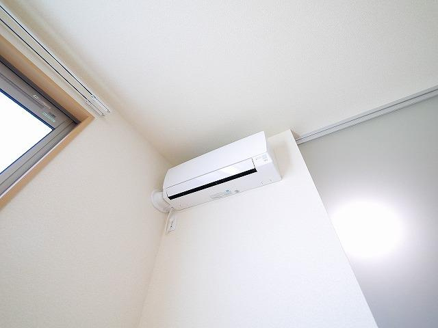 シャーメゾン　エストの設備|エアコン一台付きです