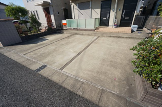 【駐車場】