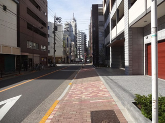 【周辺】 | フォンターナ入谷　建物前