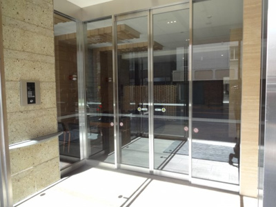 【エントランス】 | フォンターナ入谷 | フォンターナ入谷