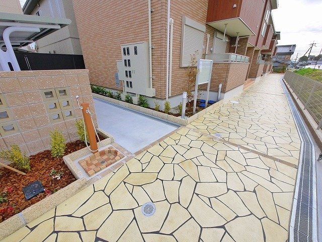 グラン・シャリオのその他共用部分|玄関先通路