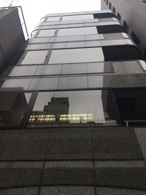 老川ビルの外観