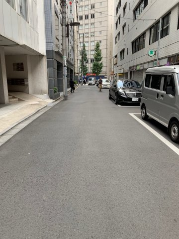 日経タイプビルの周辺