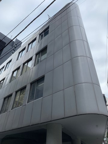 日経タイプビルの外観