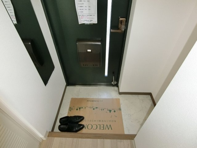 【玄関】 | ADORER