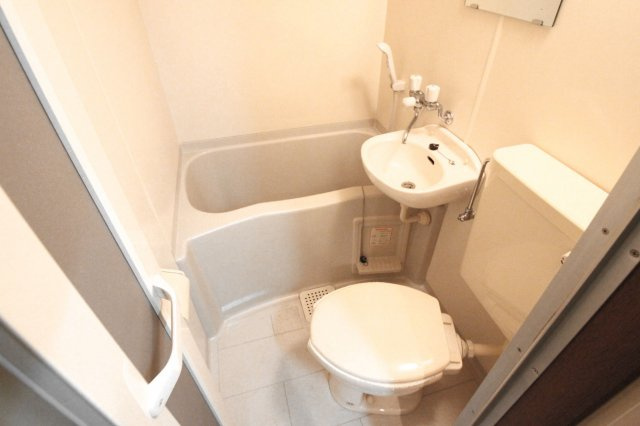 宝持ホワイトハイツ( 近畿大学 一人暮らし )のトイレ