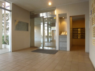 【エントランス】