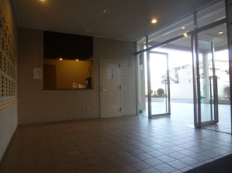 【エントランス】