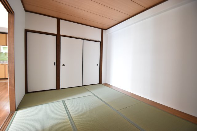 ロイアルハイツ住吉の収納