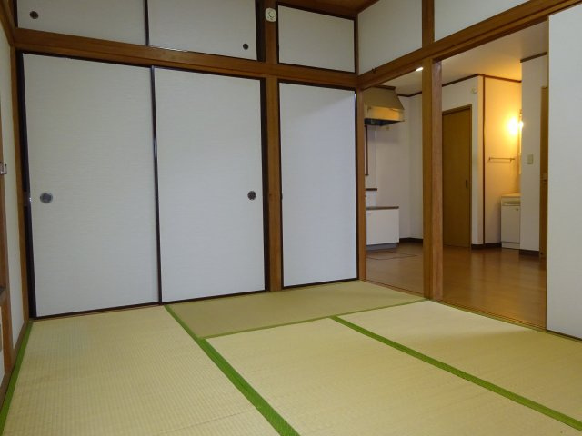 コーポ扇の和室