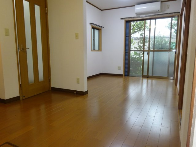 コーポ扇の居間・リビング