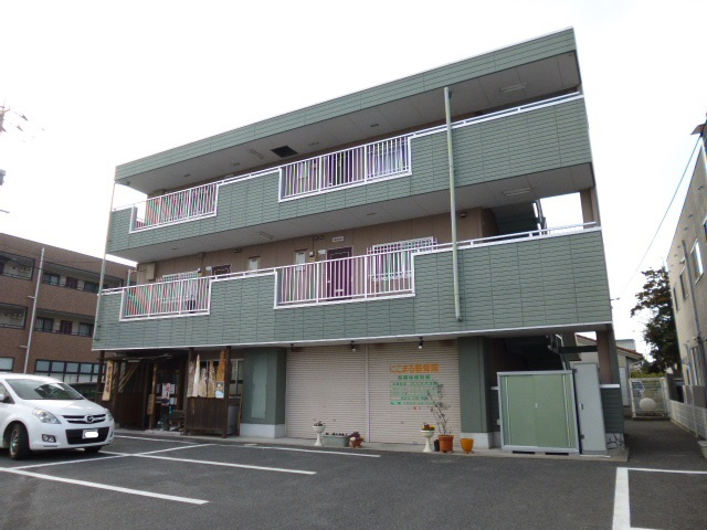 総社市中央１丁目の店舗一部の外観