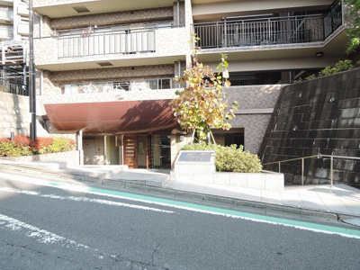 【エントランス】 | ラディエンス金沢文庫壱番館 | エントランス部分