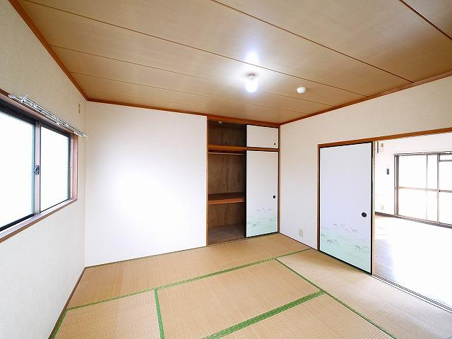 コスモプラザ大神の和室