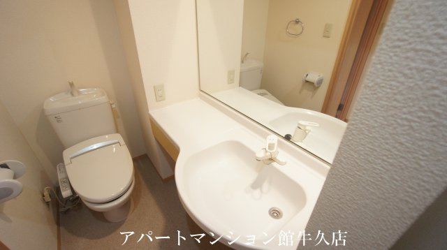 クレールセゾンＡの独立洗面台